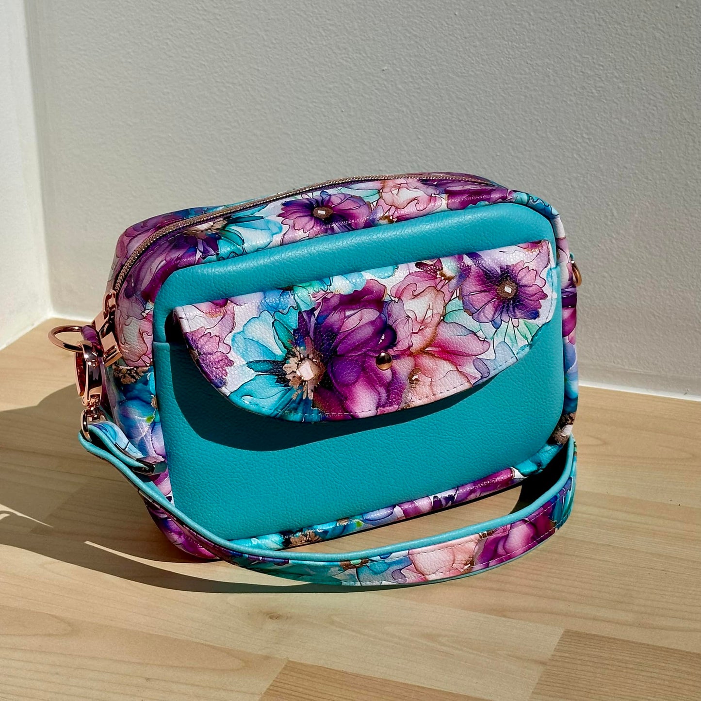 Blossom Crossbody Bag - Bagstock Designs - Acrylic Template